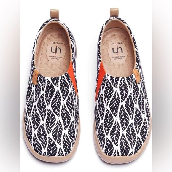UIN Women's Slip On Casual  Comfort Walking Shoes (Beyond The Shadow) - Picture 1 of 6